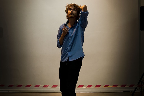 Pratiquer le théâtre gagner en confiance en soi , développement personnel cours improvisation théâtre Ateliers Comédie Paris 10 Pratiquer le théâtre gagner en confiance en soi , développement personnel