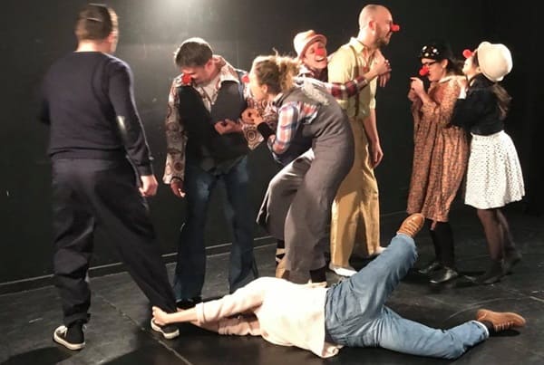 Le cours de clown à Paris aux Ateliers Comédie, école de théâtre à Paris